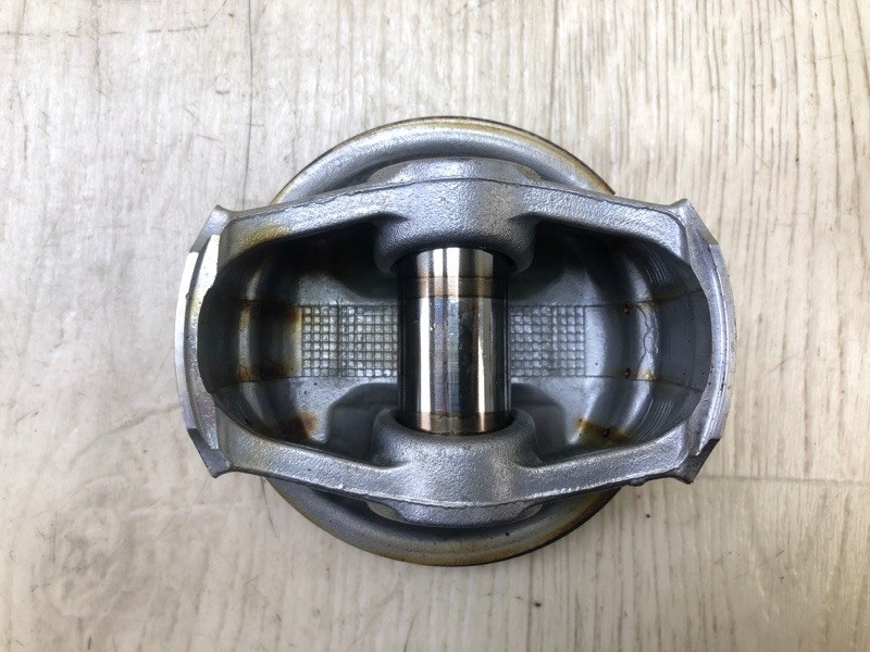 Поршень RX350/450 09-15 2011 2GR-FXE 3.5L