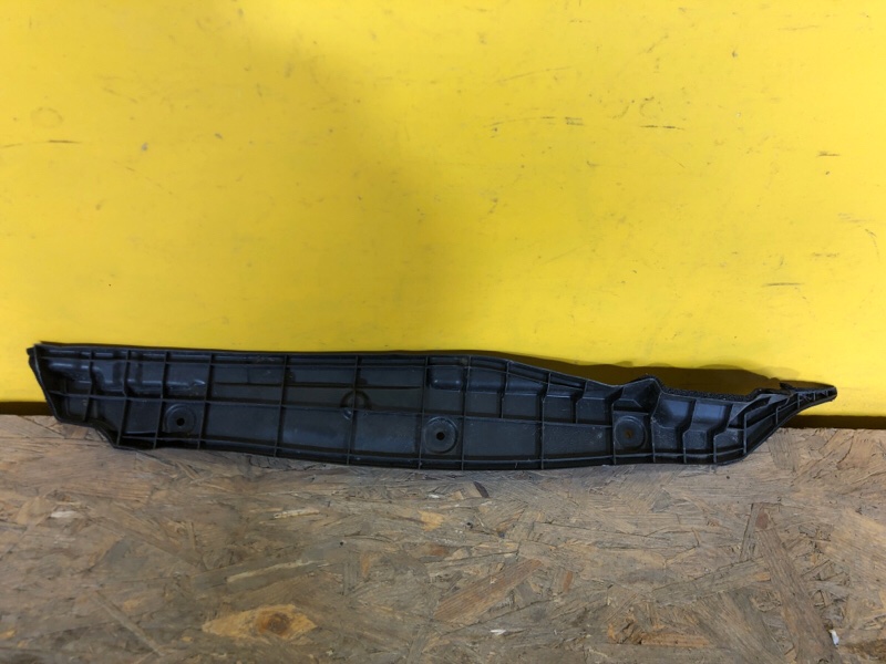 Пыльник крыла передний левый LEXUS CT200 17-