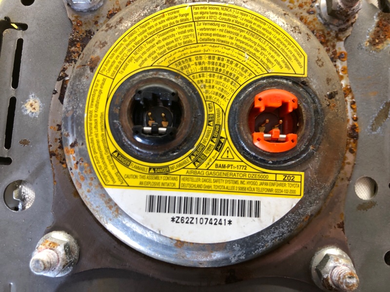 Подушка безопасности в руль CT200 17- Подушка безопасности в руль CT200 17-