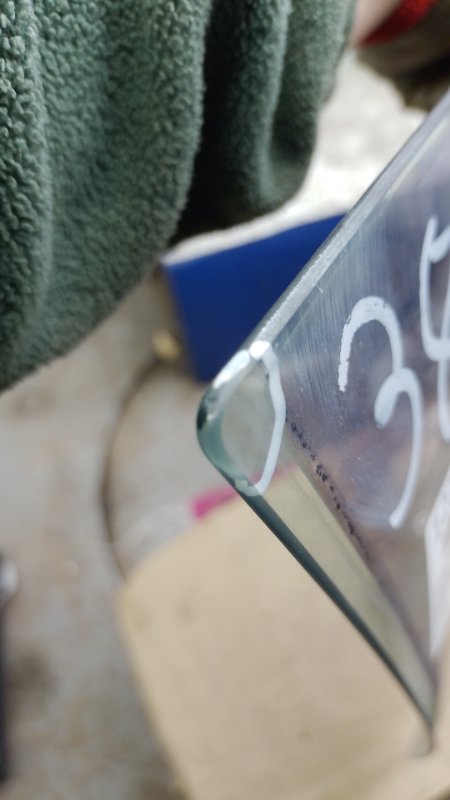 Стекло двери переднее правое ACCENT MC 06-10 Стекло двери переднее правое ACCENT MC 06-10