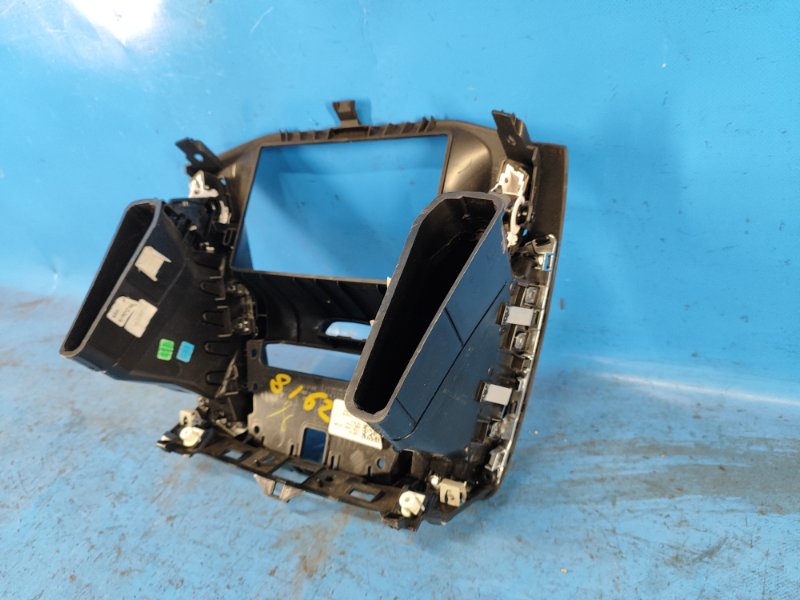 Накладка торпедо под магнитолу FORD FOCUS 10-18 2.0 C20HDEX