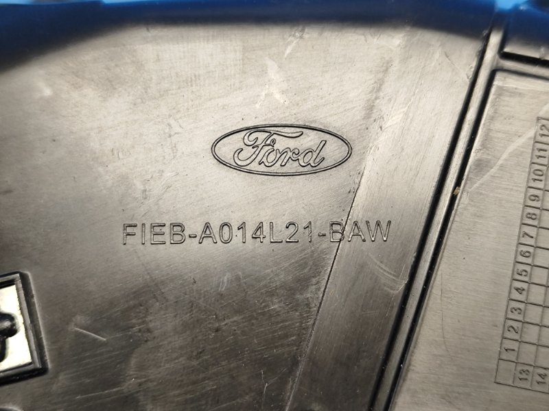 Накладка торпедо под магнитолу FOCUS 10-18 2015 2.0 C20HDEX