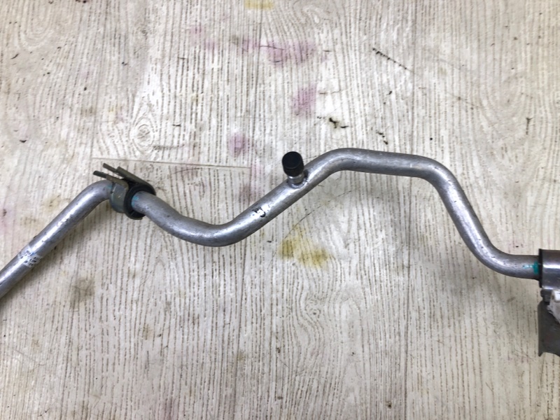 Трубка кондиционера X-TRAIL/ROGUE T32 13-20