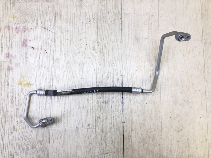 Трубка кондиционера RAV4 13-19 2017 ZSA42 2.0 3ZRFE