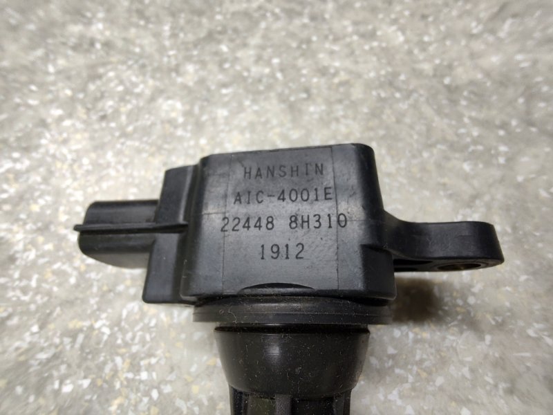 Запчасть катушка зажигания NISSAN X-TRAIL T30 01-07 2.5 QR25DE 22448-8H310 Б/У Катушка зажигания NISSAN X-TRAIL T30 01-07 2.5 QR25DE 22448-8H310 Б/У