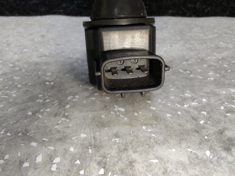 Катушка зажигания X-TRAIL T30 01-07 2.5 QR25DE Катушка зажигания X-TRAIL T30 01-07 2.5 QR25DE