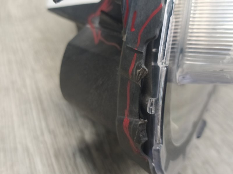 Фара передняя левая SIENNA 11-16 2013 GSL30 3.5 2GR-FE Фара передняя левая SIENNA 11-16 2013 GSL30 3.5 2GR-FE