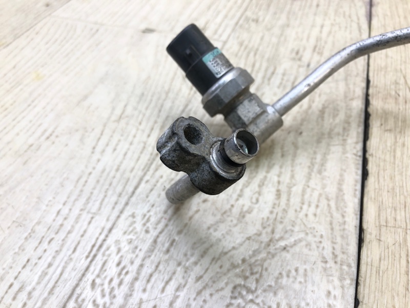 Трубка кондиционера CAMRY 30 02-06 2.4 2AZ-FE Трубка кондиционера CAMRY 30 02-06 2.4 2AZ-FE