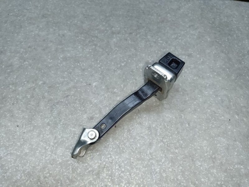 Ограничитель двери передний MITSUBISHI ASX / OUTLANDER SPORT 10-21