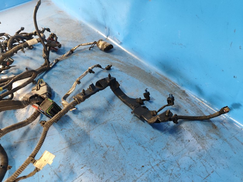 Провода высоковольтные 200 10-14 2012 2.4 ED3 Провода высоковольтные 200 10-14 2012 2.4 ED3