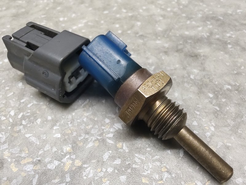 Датчик температуры охлаждающей жидкости NISSAN X-TRAIL T30 01-07 2.5 QR25DE 22630-44B20 Б/У