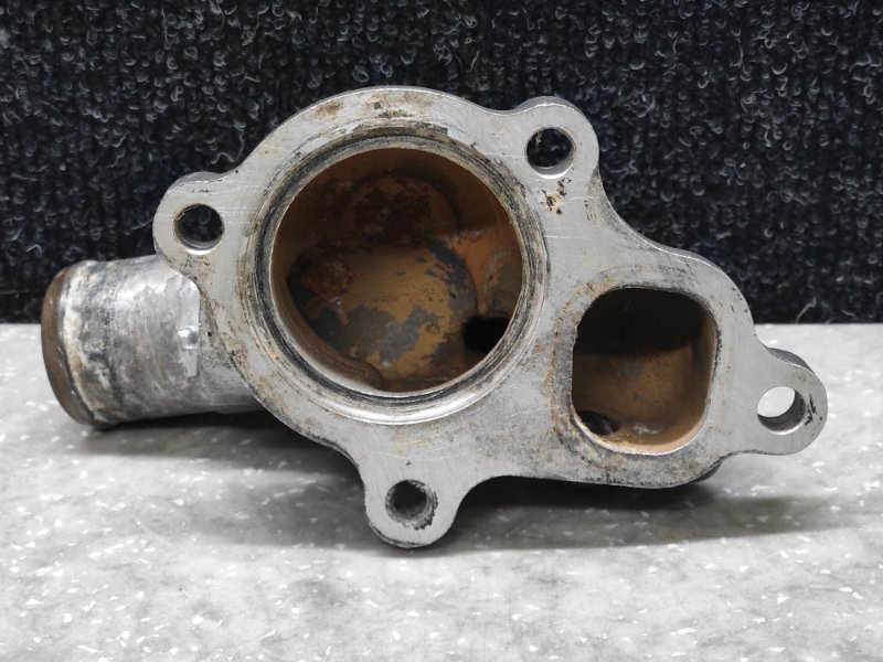 Корпус термостата NISSAN X-TRAIL T30 01-07 2.5 QR25DE