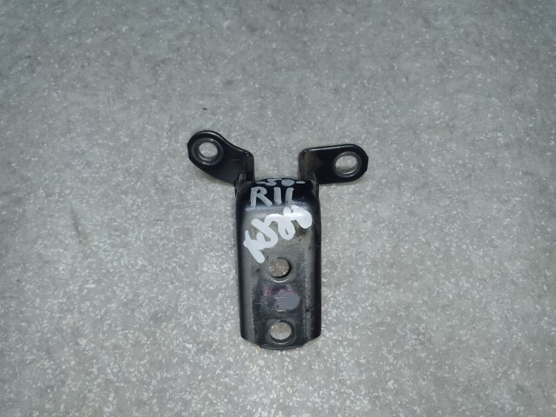 Петля двери нижняя задняя левая CAMRY 50 12-15 Петля двери нижняя задняя левая CAMRY 50 12-15