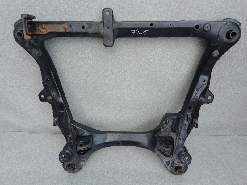 Запчасть балка передней подвески TOYOTA VENZA 09-16 2009 3.5 2GR-FE 51100-0T010 Б/У Балка передней подвески TOYOTA VENZA 09-16 2009 3.5 2GR-FE 51100-0T010 Б/У