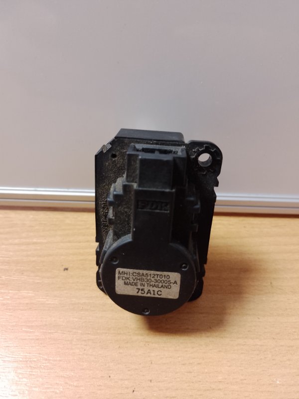 Моторчик заслонки печки MITSUBISHI LANCER X 10 07-15 7820A080 Б/У