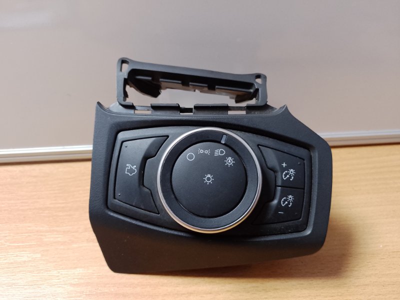 Блок управления освещением FORD FOCUS 10-18 2017 Седан 2.0 GJ5Z-11654-B Б/У
