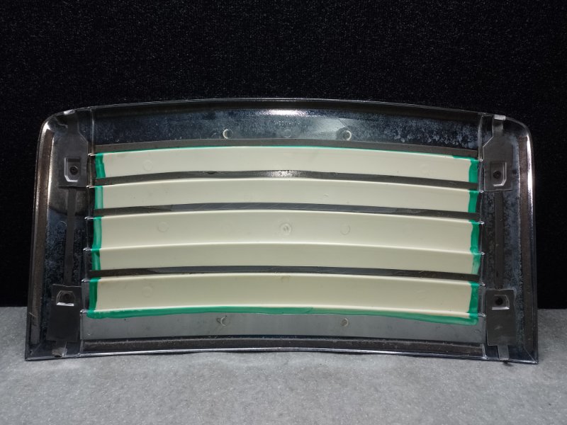 Накладка капота H3 05-10 2006 L52 3.5 L