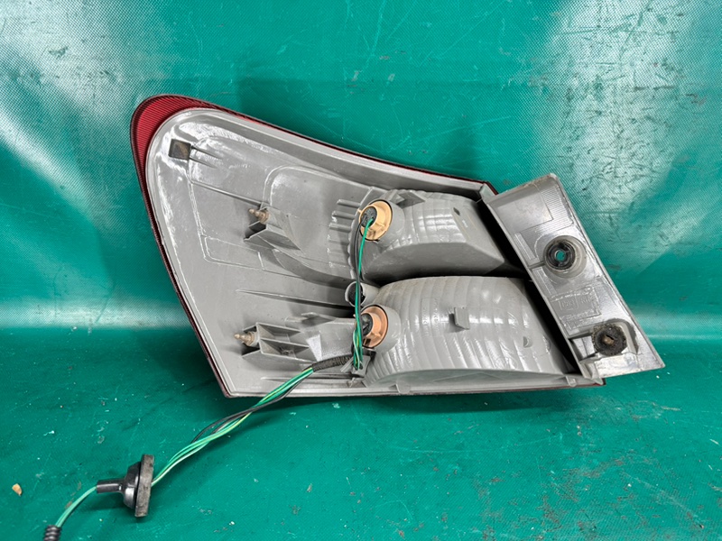 Фонарь наружный правый ROGUE 08-15 2015 2.5 QR25DE Фонарь наружный правый ROGUE 08-15 2015 2.5 QR25DE