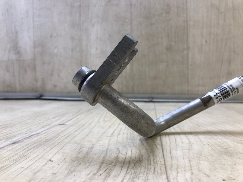 Трубка кондиционера 300 04-10 2008 Седан 3.5 EGG Трубка кондиционера 300 04-10 2008 Седан 3.5 EGG