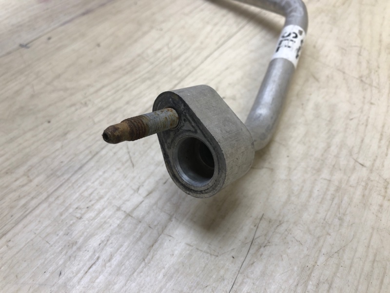 Трубка кондиционера 300 04-10 2008 Седан 3.5 EGG Трубка кондиционера 300 04-10 2008 Седан 3.5 EGG