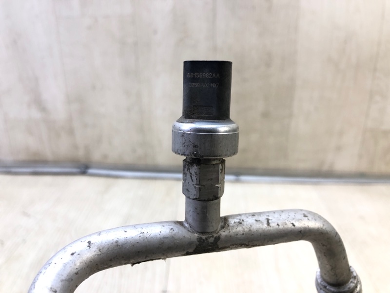 Трубка кондиционера COMPASS 06-16 2013 MK49 2.4 ED3 Трубка кондиционера COMPASS 06-16 2013 MK49 2.4 ED3