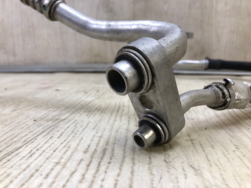 Трубка кондиционера 200 14-16 2016 UF 2.4 ED6