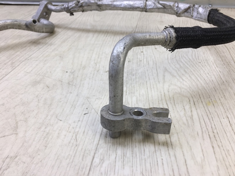 Трубка кондиционера 200 14-16 2015 UF 2.4 ED6