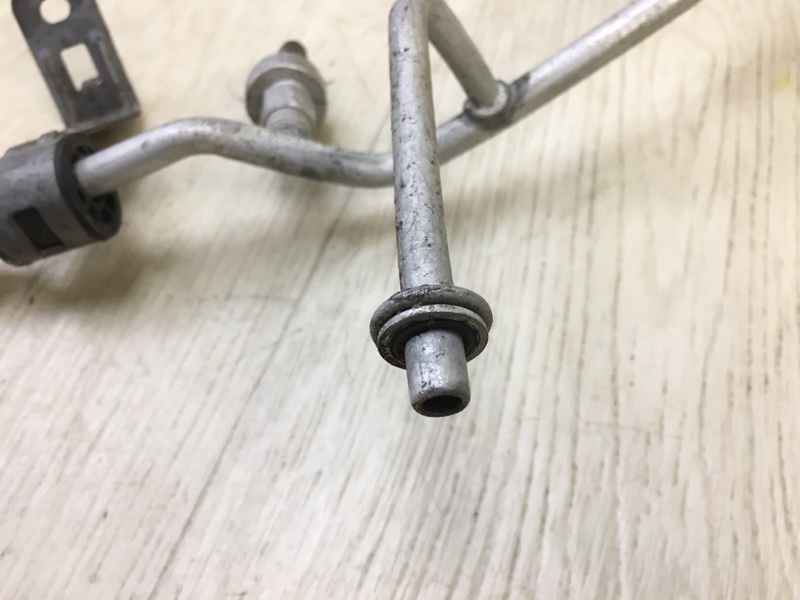 Трубка кондиционера 200 14-16 2015 UF 2.4 ED6