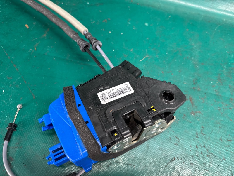 Замок двери передний левый ELANTRA AD 16- 2016 2.0 G4NH Замок двери передний левый ELANTRA AD 16- 2016 2.0 G4NH