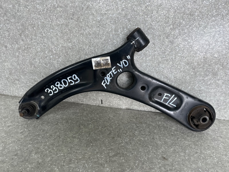 Рычаг передней подвески нижний левый KIA FORTE YD 12- 54500-A7100 Б/У