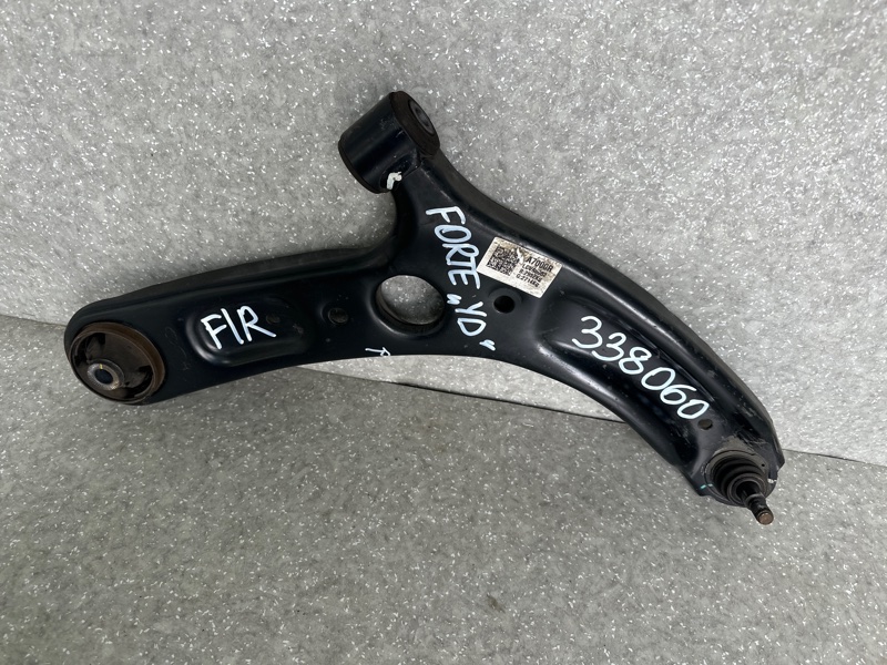 Рычаг передней подвески нижний правый FORTE YD 12-