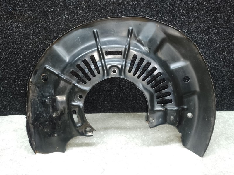 Защита тормозного диска передняя правая TOYOTA VENZA 09-16 2009 3.5 2GR-FE 47703-0T010 Б/У