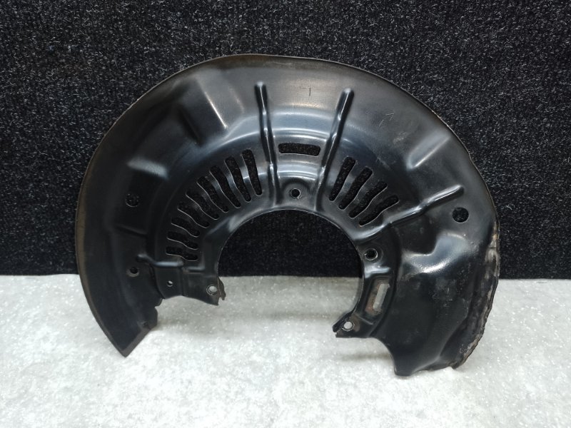 Защита тормозного диска передняя левая TOYOTA VENZA 09-16 2009 3.5 2GR-FE 47704-0T010 Б/У