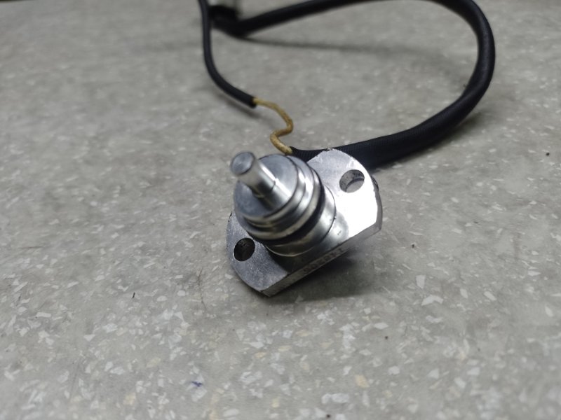 Клапан кондиционера CAMRY 20 96-02