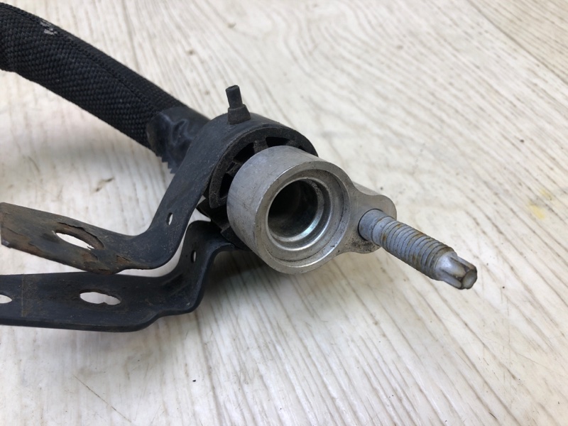 Трубка кондиционера FIESTA 08-17 2013 CCN 1.6 HXJB