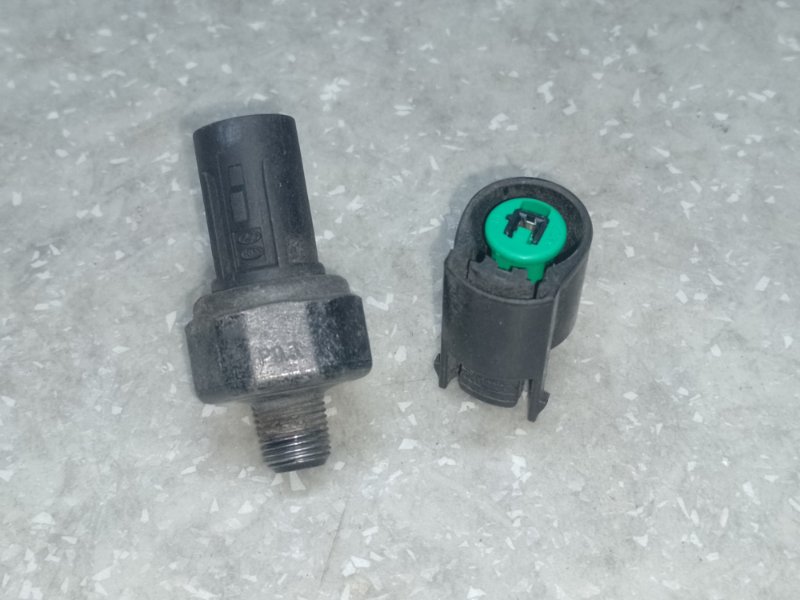 Датчик давления масла ДВС HYUNDAI ELANTRA AD 16- 2017 AD 2.0 G4NH 94750-37100 Б/У