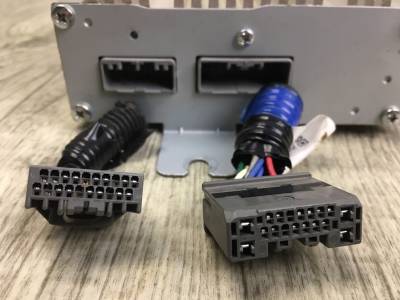 Усилитель звука MDX (YD2) 06-13 2008 YD2 3.7