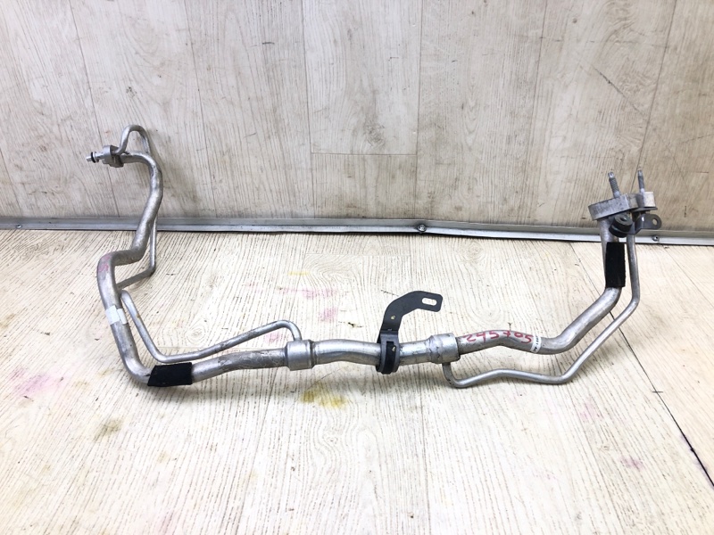 Запчасть трубка кондиционера FORD FUSION 14- DG9Z-19A834-C Б/У Трубка кондиционера FORD FUSION 14- DG9Z-19A834-C Б/У