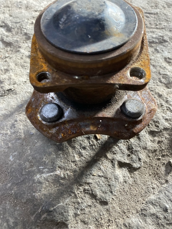 Ступица задняя правая COROLLA 120 00-07