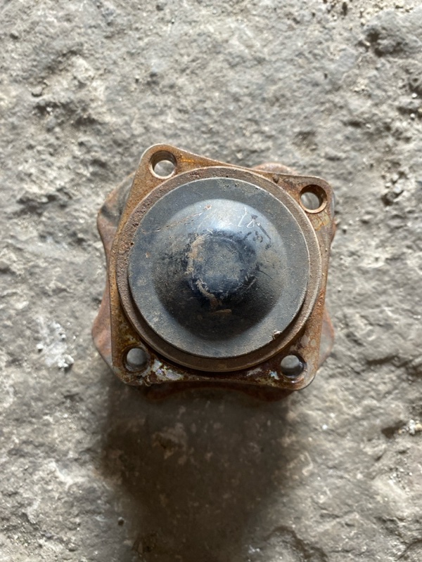 Запчасть ступица задняя TOYOTA COROLLA 120 00-07 42450-12070 Б/У Ступица задняя TOYOTA COROLLA 120 00-07 42450-12070 Б/У