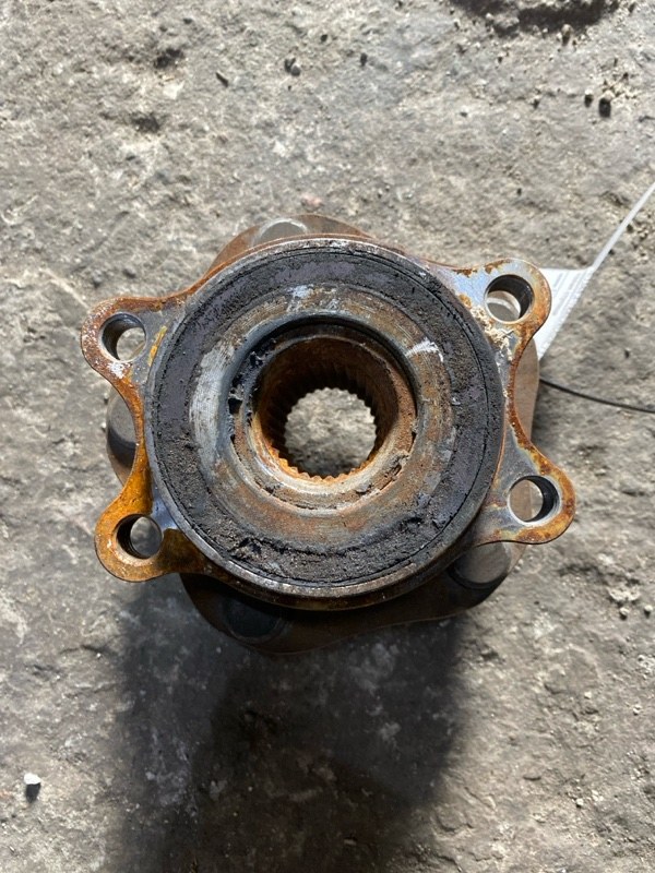 Ступица передняя левая X-TRAIL/ROGUE T32 13-20