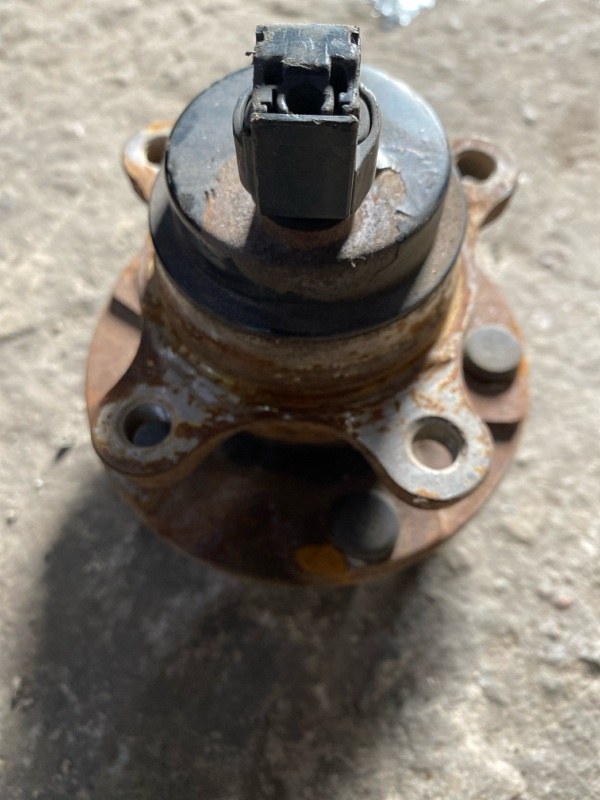 Ступица передняя правая GS350 GS300 05-11 2008 Седан 3.5