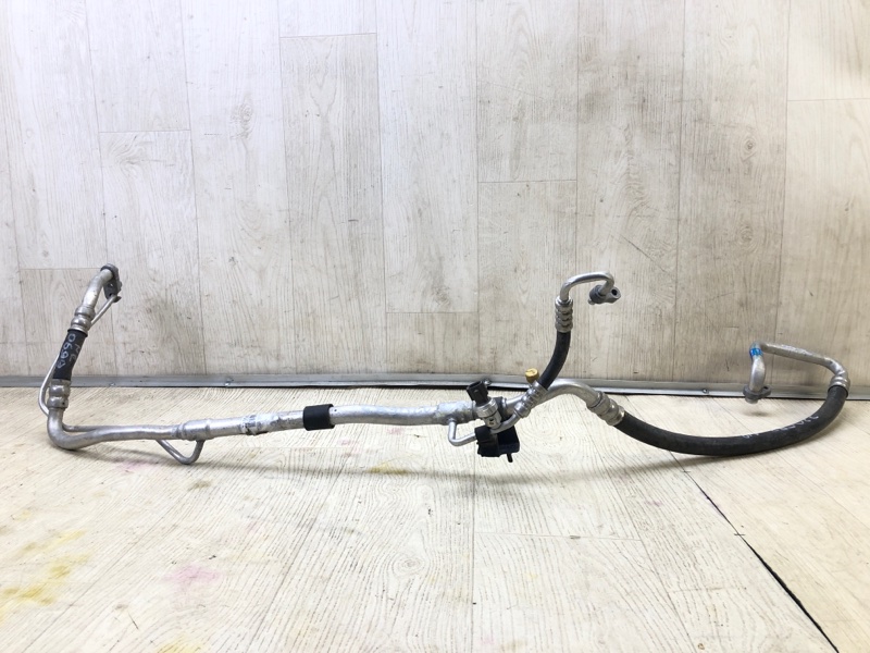 Запчасть трубка кондиционера HYUNDAI SONATA YF 10-14 2012 YF 2.0 G4KH 97775-3Q000 Б/У Трубка кондиционера HYUNDAI SONATA YF 10-14 2012 YF 2.0 G4KH 97775-3Q000 Б/У