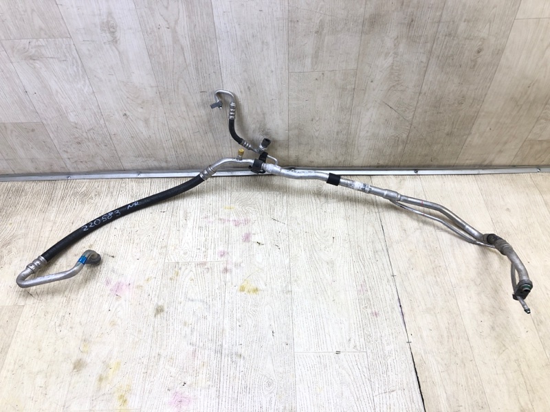 Трубка кондиционера HYUNDAI SONATA YF 10-14 YF 2.0 G4KH Трубка кондиционера HYUNDAI SONATA YF 10-14 YF 2.0 G4KH