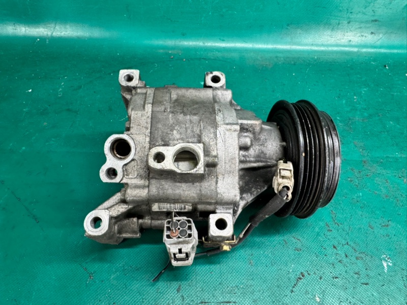 Компрессор кондиционера TOYOTA YARIS 00-05 88320-52400 Б/У
