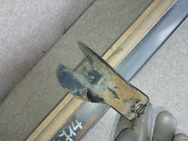 Подножка левая LAND CRUISER PRADO 120 02-09