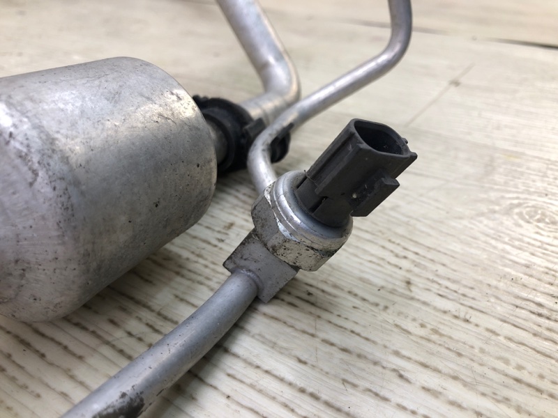 Трубка кондиционера SORENTO XM 09-14 2012 XM 2.4 G4KJ