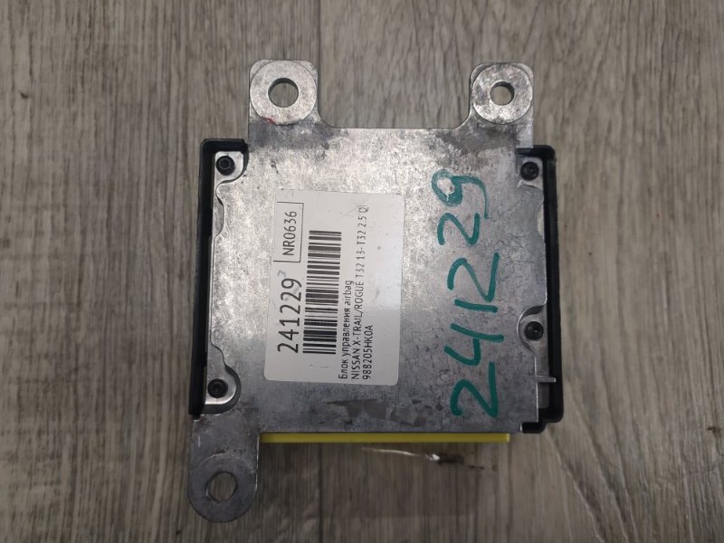 Блок управления AIRBAG X-TRAIL/ROGUE T32 13-20 2017 T32 2.5 QR25DE