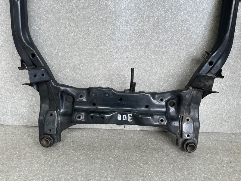 Балка передней подвески HYUNDAI ELANTRA HD 06-11