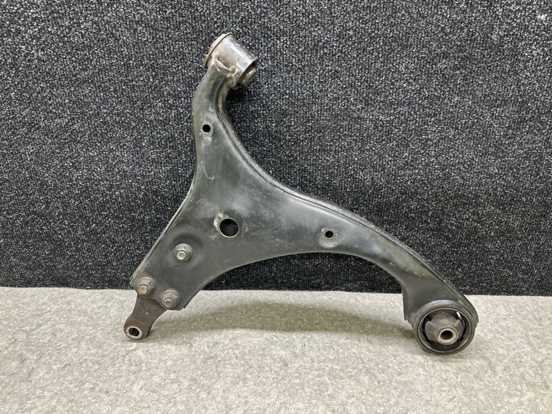 Рычаг передней подвески нижний левый HYUNDAI ELANTRA HD 06-11